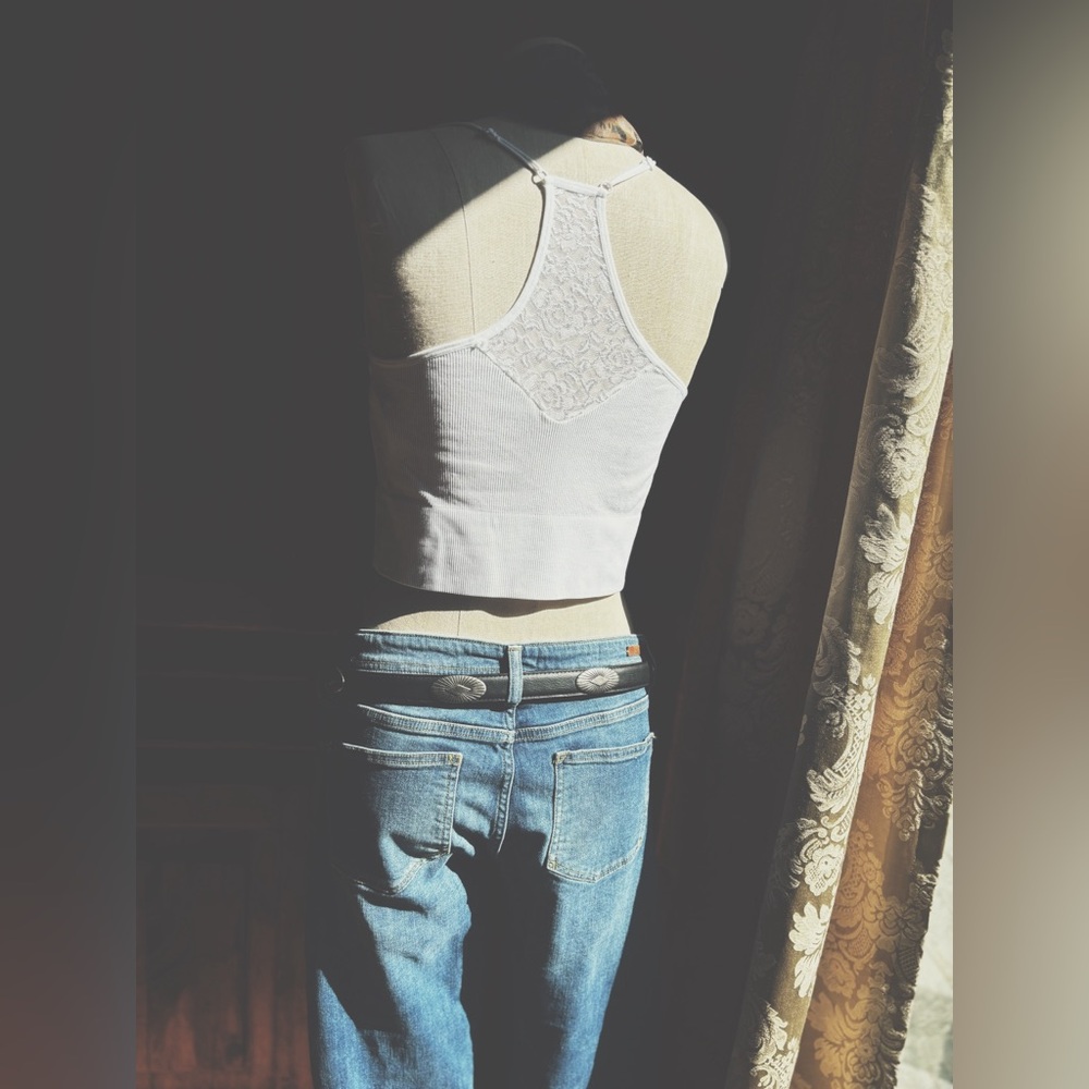 Lace Ribbed Tank - Picture 9 of 10
